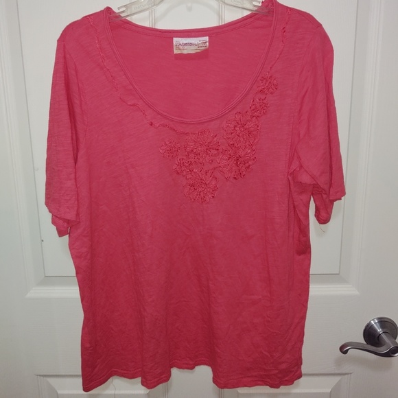 Avenue Tops - Avenue Embellished Short Sleeve Tee
